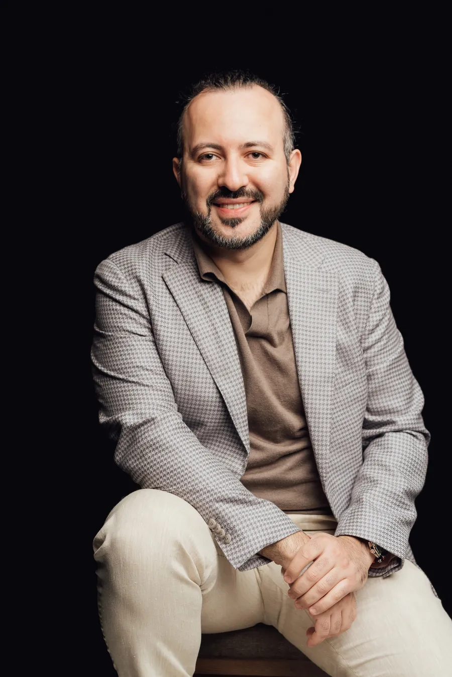 Oz Konar, founder of Business Lending Blueprint